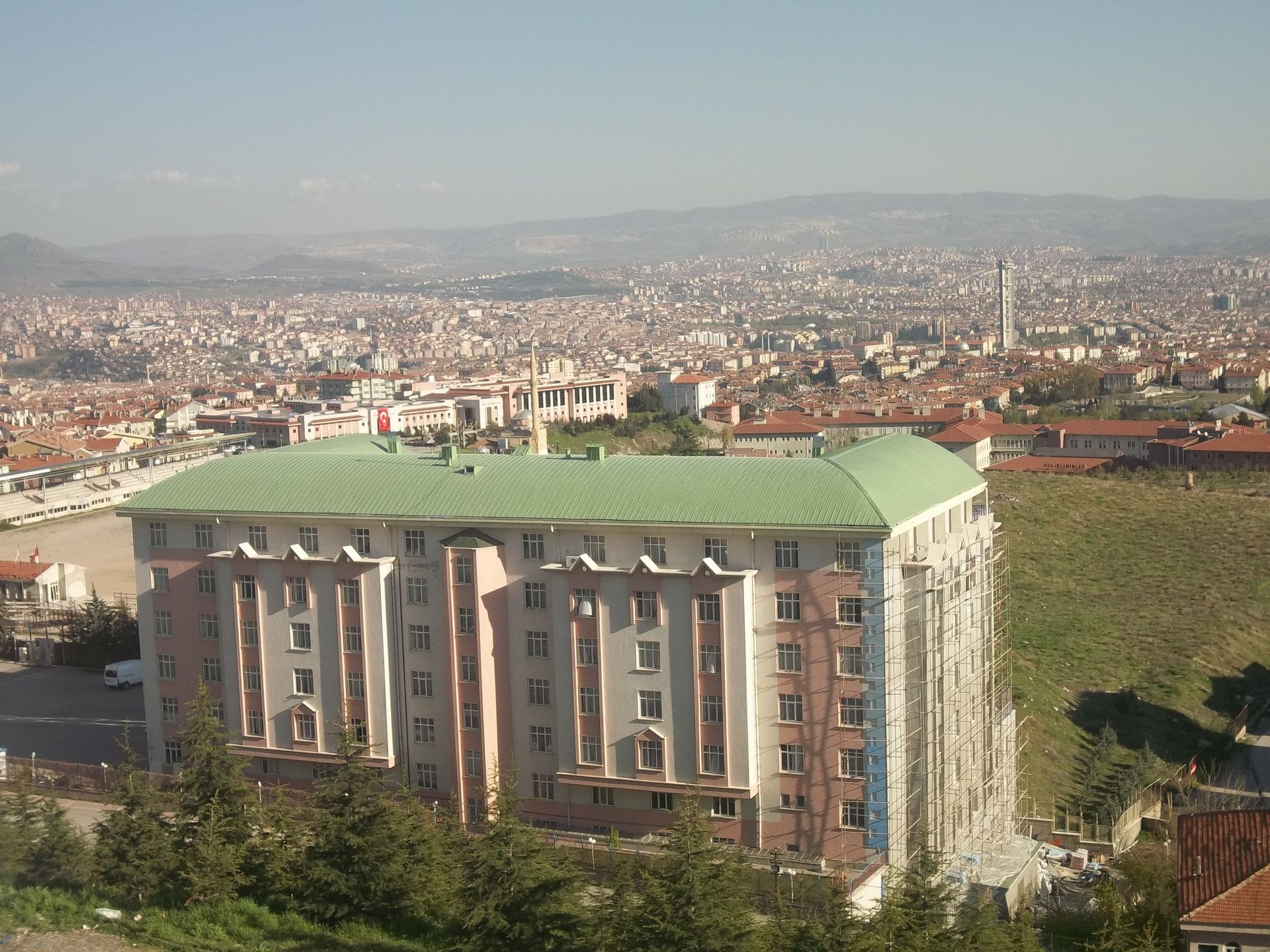 Okul Çatı Tamiri ve Güvenli Sistemler: Ankara İçin Kesin Çözüm